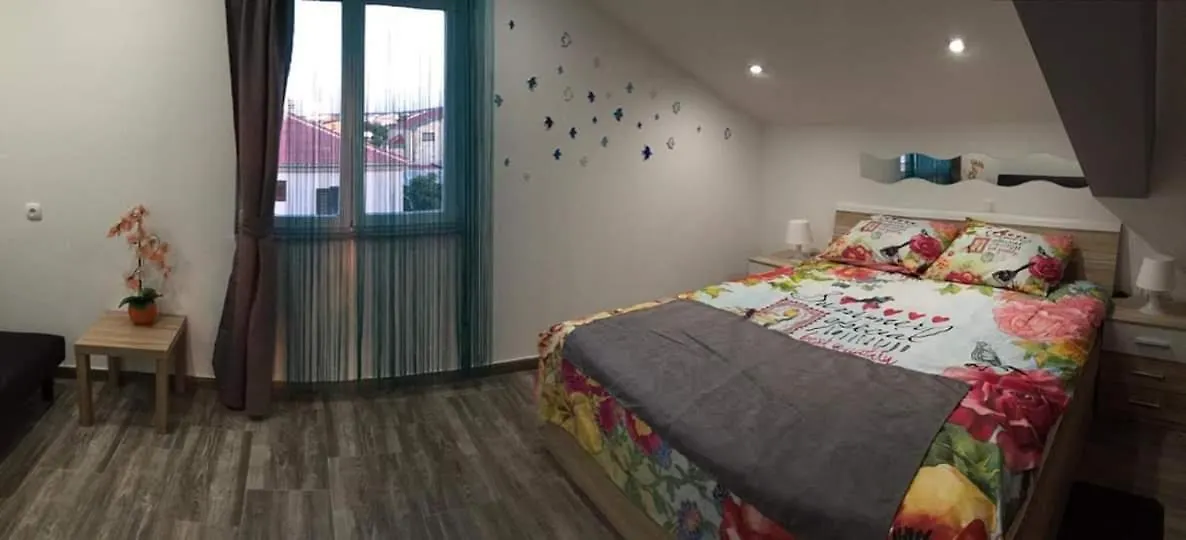 Apartmani Villa Anna Razanac 0*,  Croatia