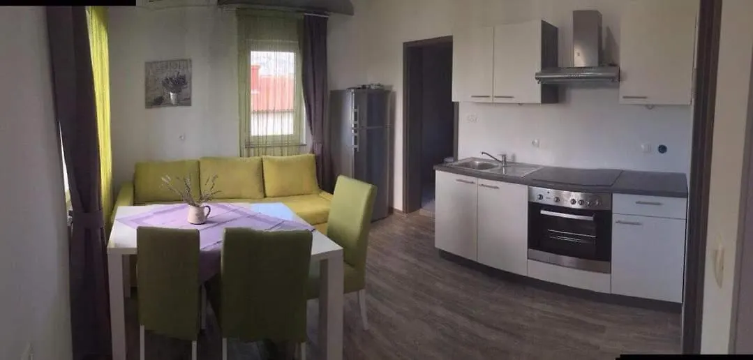 Apartment Apartmani Villa Anna Razanac Croatia